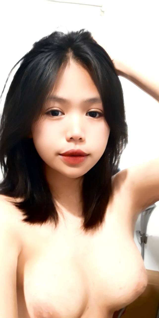 Asian girl cowgirl rides Japan guy's cock